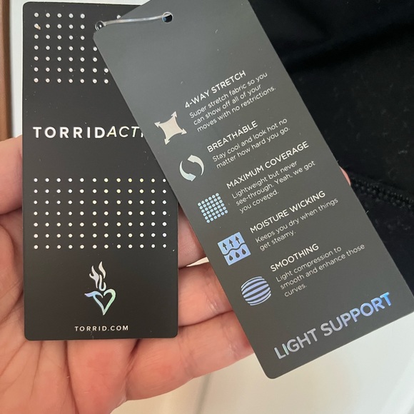 NWT 5x (28) Torrid Active Sports Bra - Picture 3 of 4